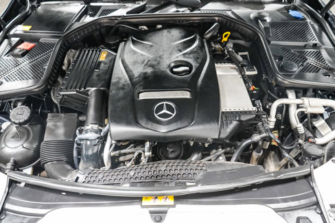 Used 2015 Mercedes-Benz C 300 Sedan image 31