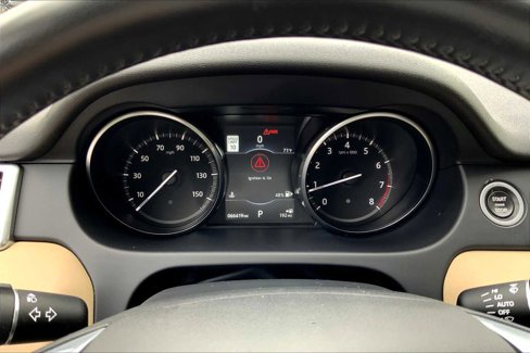 Used 2017 Land Rover Discovery Sport HSE image 24