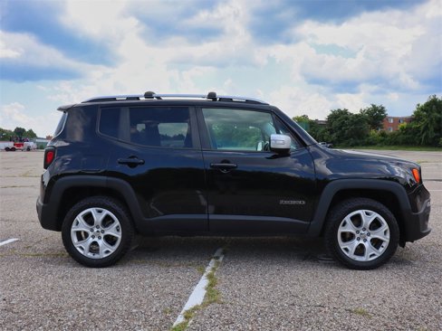 Used 2017 Jeep Renegade Limited image 6