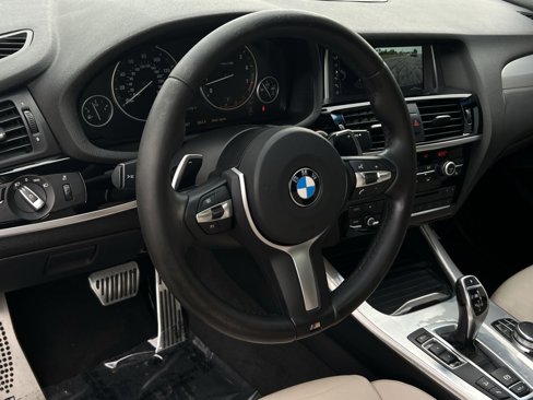 Used 2018 BMW X4 M40i image 16