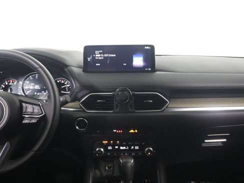 Used 2023 MAZDA CX-5 Signature image 17