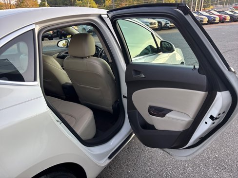 Used 2015 Buick Verano Leather w/ Experience Buick Package image 38