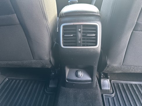 Used 2018 Kia Sportage LX image 19