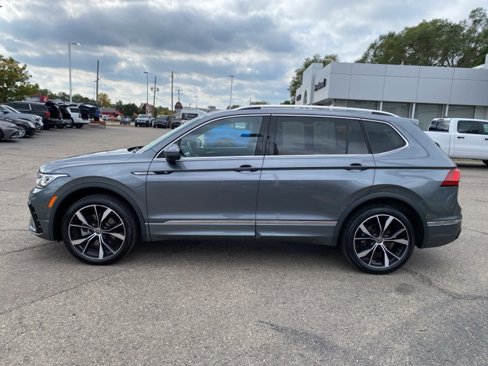 Used 2022 Volkswagen Tiguan SEL R-Line image 10