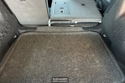 Used 2022 Volkswagen Taos SEL w/ Panoramic Sunroof Package image 15