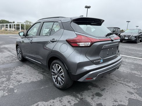 Certified 2024 Nissan Kicks SR image 7