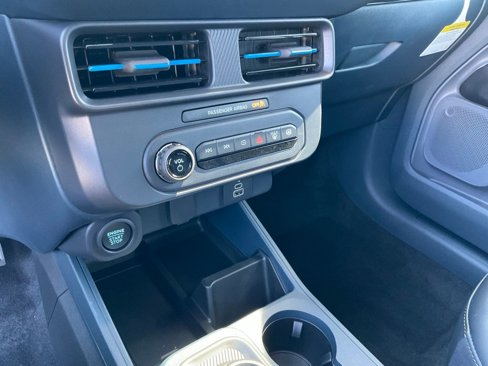 New 2025 Ford Maverick Lobo image 64
