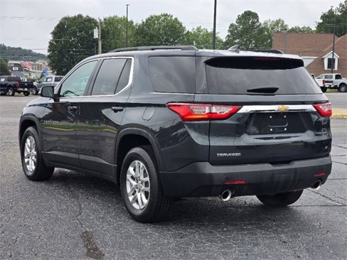 Used 2021 Chevrolet Traverse LT image 24