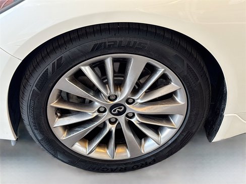 Used 2019 INFINITI Q50 Luxe w/ Essential Package (3.0T Luxe) image 31