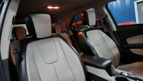 Used 2016 Chevrolet Equinox LTZ w/ Enhanced Convenience Package image 14