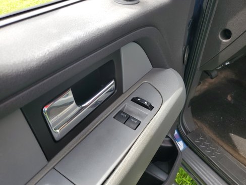 Used 2013 Ford F150 XLT image 10