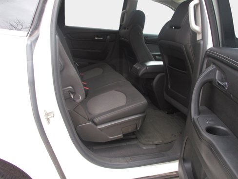 Used 2013 Chevrolet Traverse LT image 14