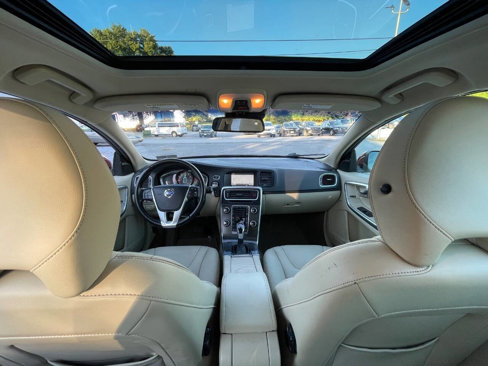 Used 2015 Volvo V60 T5 Premier Plus image 13