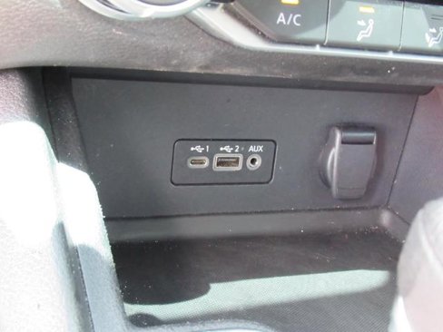 Used 2022 Nissan Sentra SV w/ Trunk Package image 27