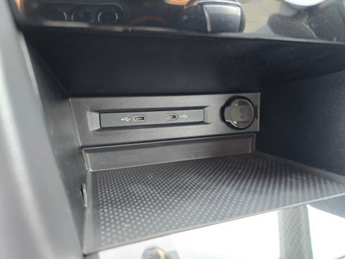 New 2025 Volkswagen Taos S image 34