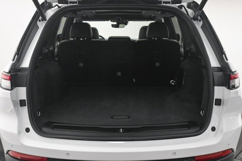 Used 2023 Jeep Grand Cherokee Trailhawk image 7