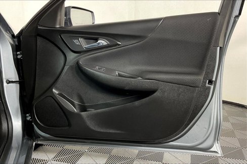 Used 2023 Chevrolet Malibu LS image 25
