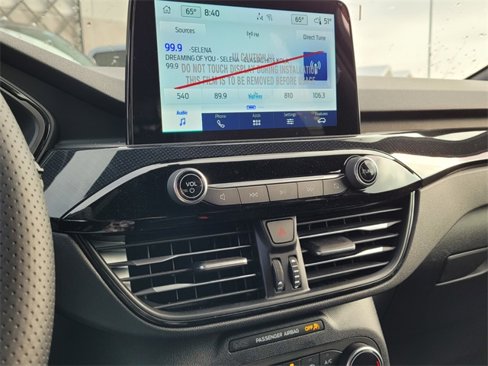 New 2025 Ford Escape ST-Line w/ Cold Weather Package image 16