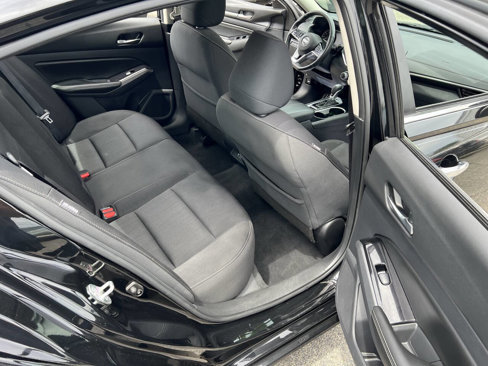 Used 2021 Nissan Altima 2.5 SV w/ SV Premium Package image 14