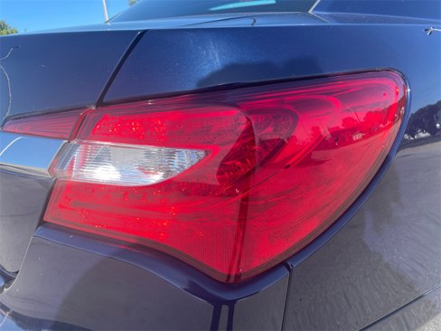 Used 2013 Chrysler 200 Touring image 37