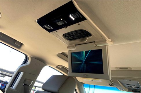 Used 2015 Chevrolet Tahoe LT image 9