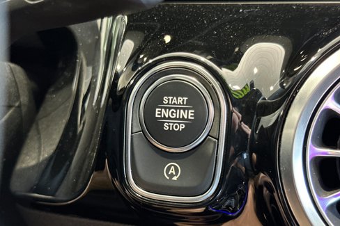 Certified 2021 Mercedes-Benz GLA 250 4MATIC w/ Premium Package image 22