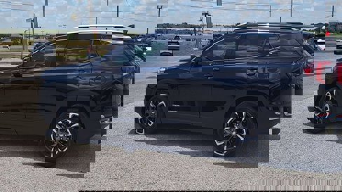 Used 2024 GMC Terrain SLT w/ Infotainment Package II image 27