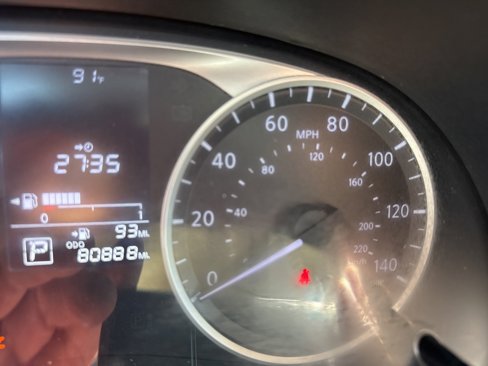 Used 2019 Nissan Kicks S image 9