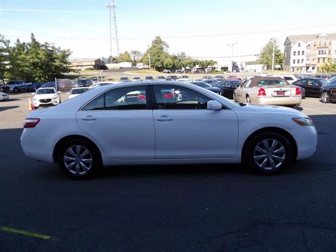Used 2009 Toyota Camry LE image 6