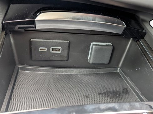 Used 2023 Buick Envision Preferred w/ Sport Touring Package image 18