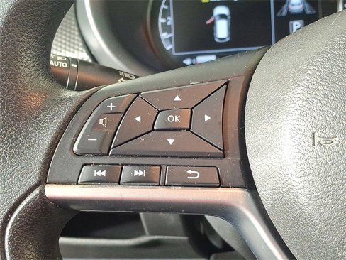Used 2023 Nissan Kicks SV image 21