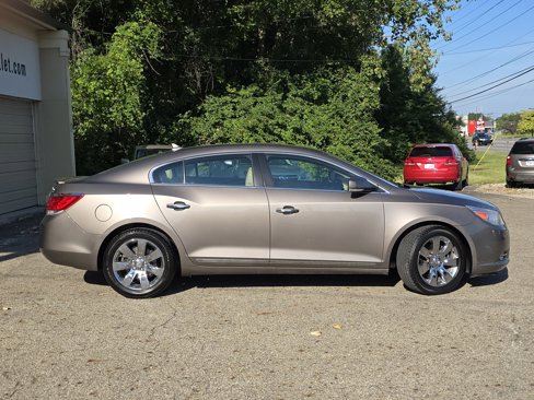Used 2011 Buick LaCrosse CXL w/ Driver Confidence Package image 8