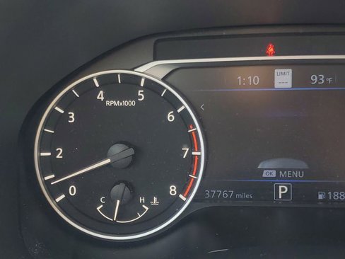 Used 2023 Nissan Altima 2.5 SV w/ SV Premium Package image 18