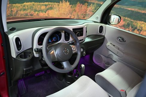 Used 2009 Nissan Cube 1.8 S w/ Interior Illumination Pkg image 17
