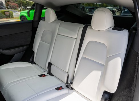Used 2024 Tesla Model Y Performance image 17