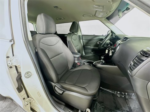 Used 2016 Kia Soul image 24