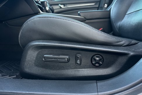 Used 2019 Honda Accord EX-L image 12
