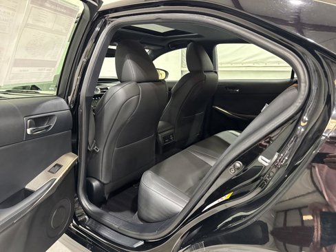 Used 2016 Lexus IS 200t image 63