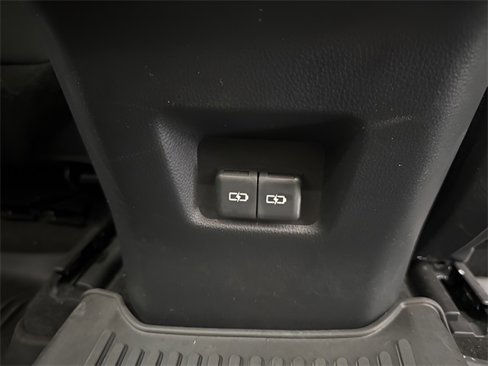 Used 2022 Toyota RAV4 XLE image 26