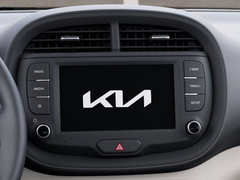 Certified 2025 Kia Soul LX image 20