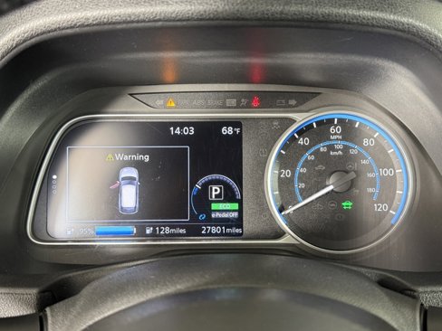 Used 2018 Nissan Leaf SV image 16