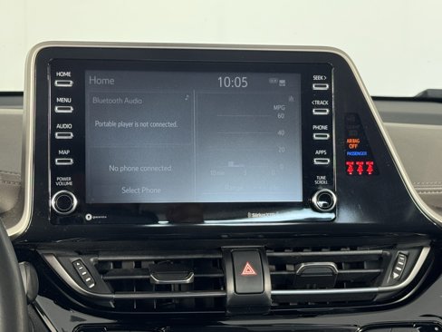 Used 2020 Toyota C-HR Limited image 27