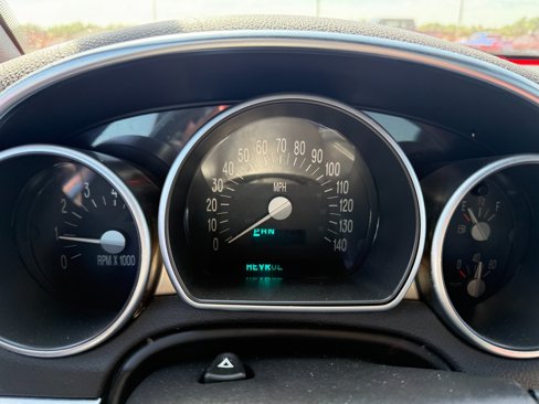 Used 2003 Chevrolet SSR image 16