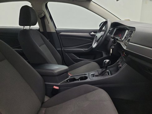 Used 2019 Volkswagen Jetta SE image 21