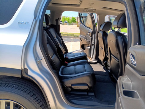 Used 2017 GMC Acadia SLT image 16