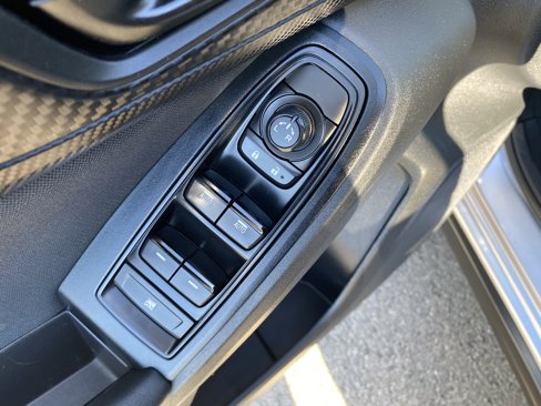 Used 2021 Subaru Crosstrek 2.0i image 18