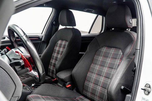 Used 2017 Volkswagen GTI Sport image 30