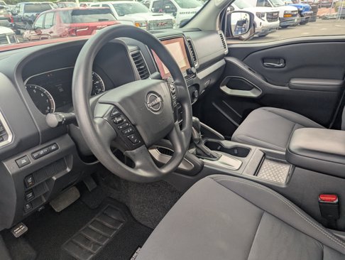 Used 2022 Nissan Frontier SV w/ Technology Package image 17