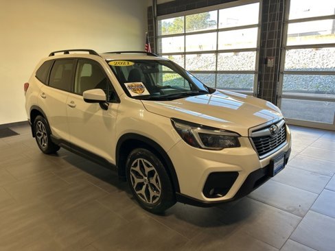Used 2021 Subaru Forester Premium image 6