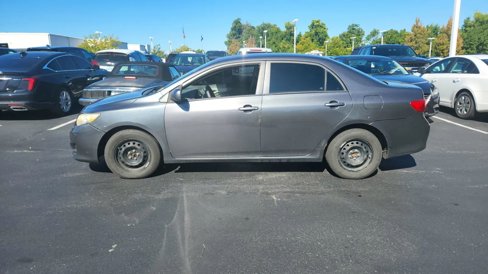 Used 2010 Toyota Corolla LE image 4